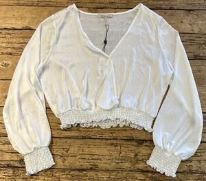 BCBGeneration Women’s White Cropped Chiffon V-Neck Blouse Size L NWT